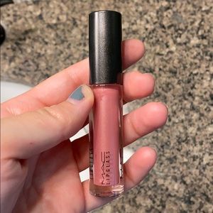 Cultured Mac lip gloss
